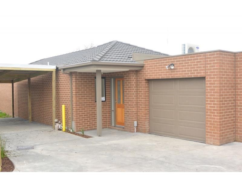 2/15 Rose Drive, Doveton VIC 3177