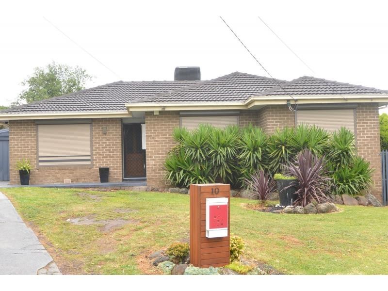 10 Brougham Close, Eumemmerring VIC 3177