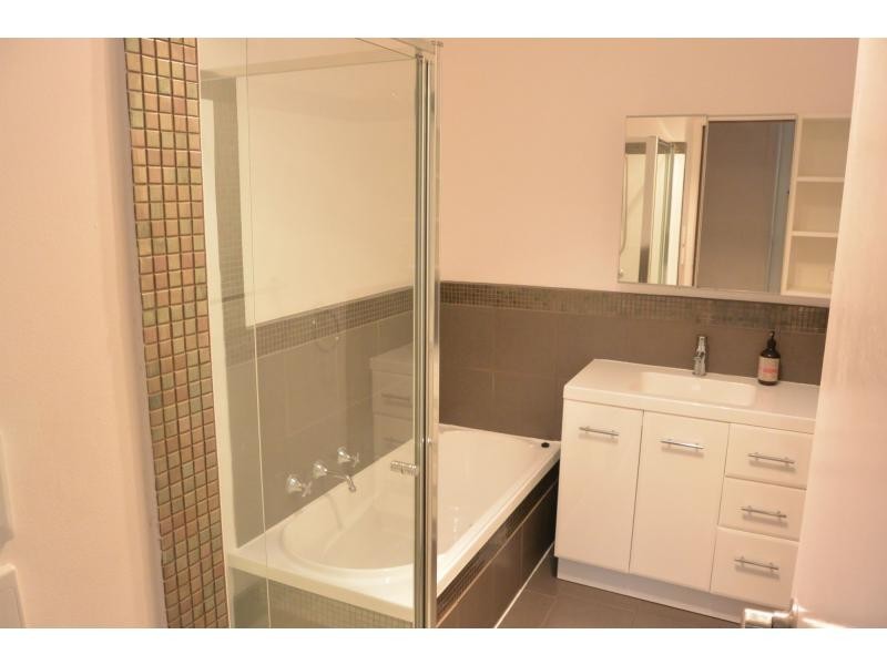 10 Brougham Close, Eumemmerring VIC 3177