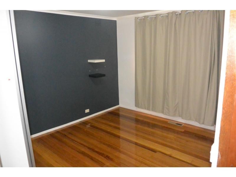 10 Brougham Close, Eumemmerring VIC 3177