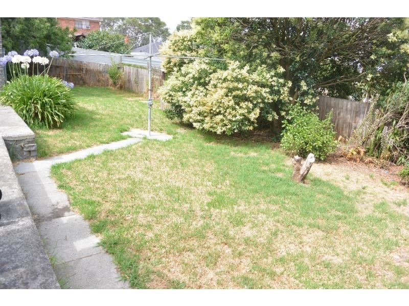 11 Blossom Drive, Doveton VIC 3177