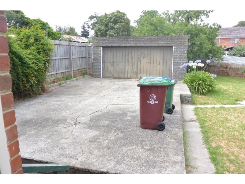 11 Blossom Drive, Doveton VIC 3177