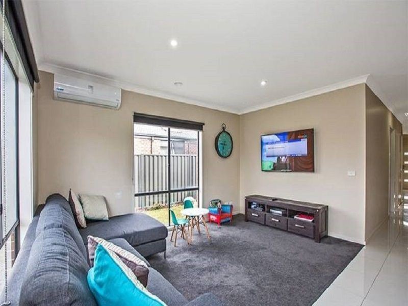 3 Rannoch Street, Cranbourne VIC 3977