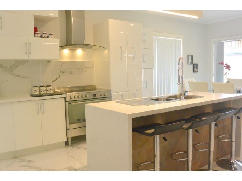 16 Callistemon Street, Officer VIC 3809