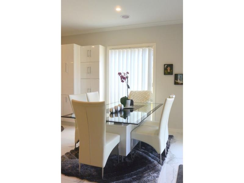 16 Callistemon Street, Officer VIC 3809