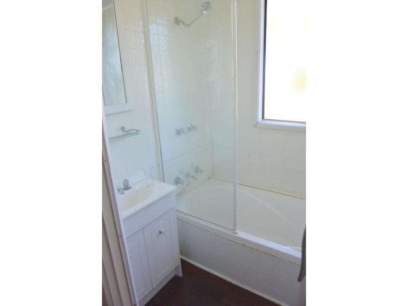 182 Power Road, Doveton VIC 3177