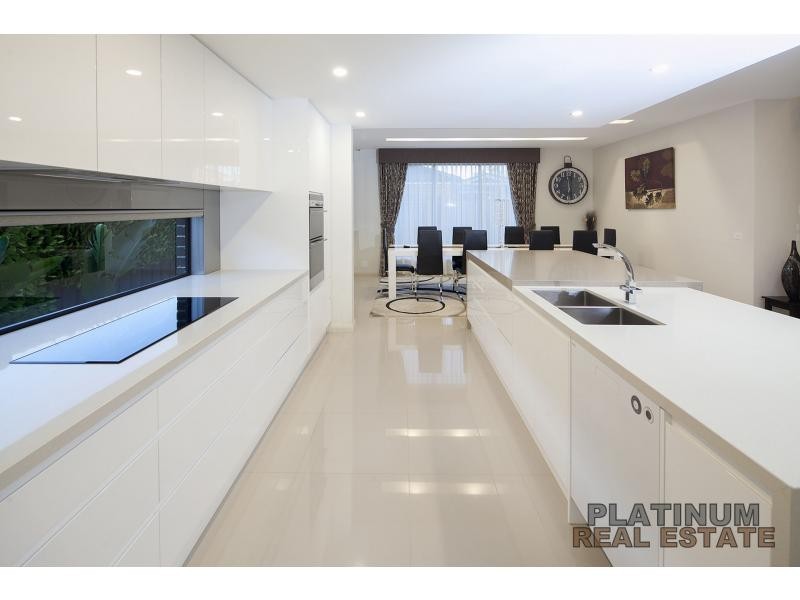 4 Freshwater Boulevard, Lyndhurst VIC 3975