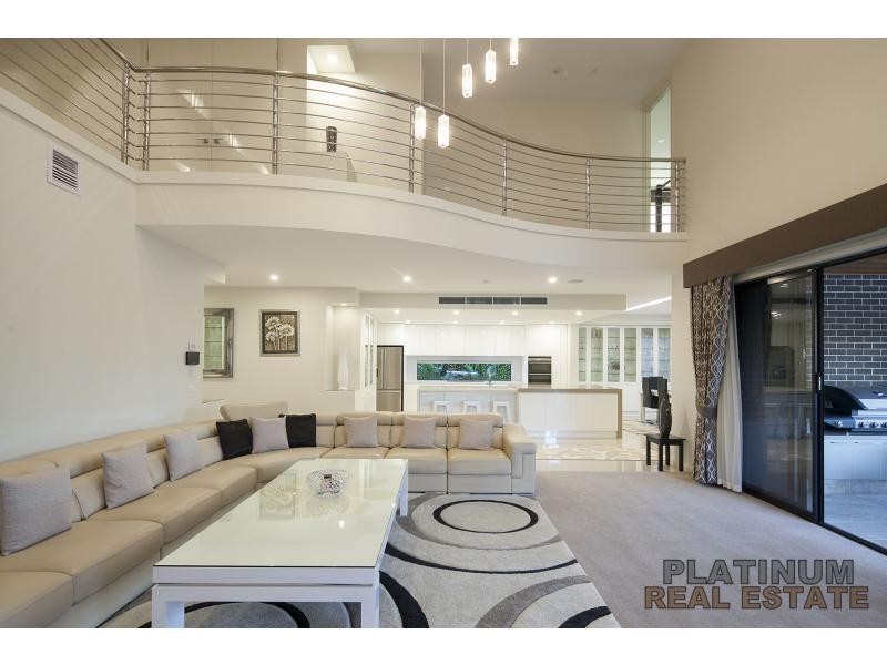 4 Freshwater Boulevard, Lyndhurst VIC 3975