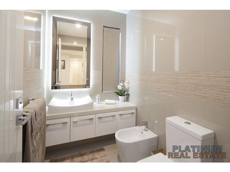 4 Freshwater Boulevard, Lyndhurst VIC 3975