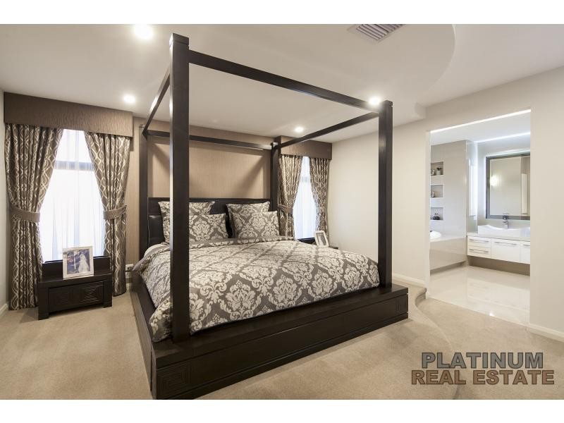 4 Freshwater Boulevard, Lyndhurst VIC 3975