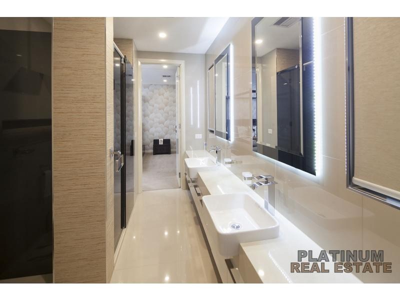 4 Freshwater Boulevard, Lyndhurst VIC 3975