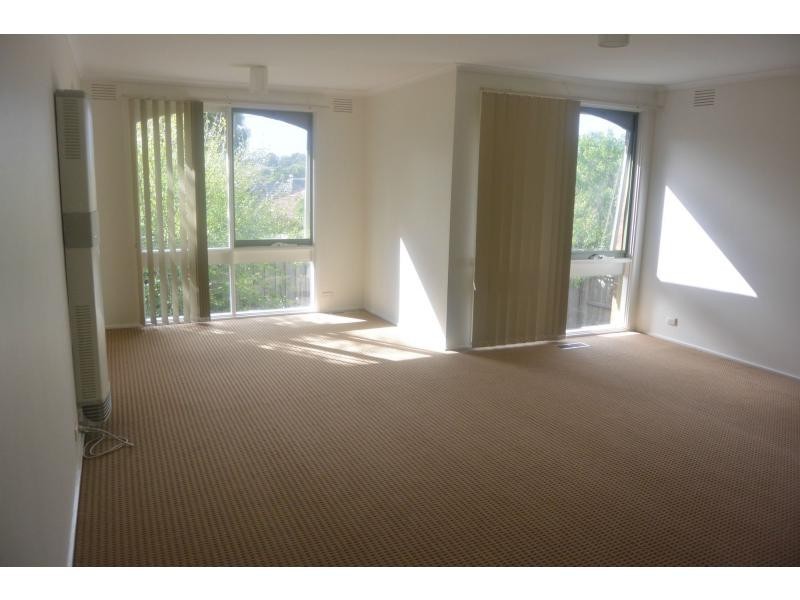 4 Mathew Flinders Avenue, Endeavour Hills VIC 3802