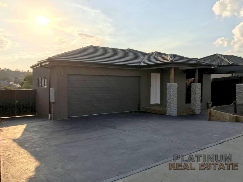 20 Yellow Gum Drive, Pakenham VIC 3810