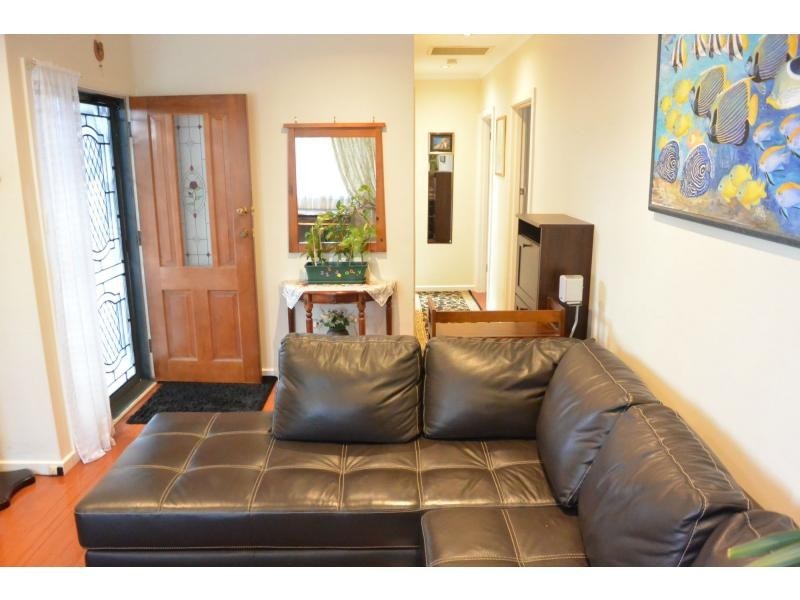 2/34 Dorothy Street, Doveton VIC 3177