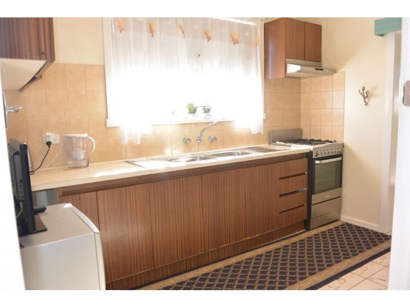 2/34 Dorothy Street, Doveton VIC 3177