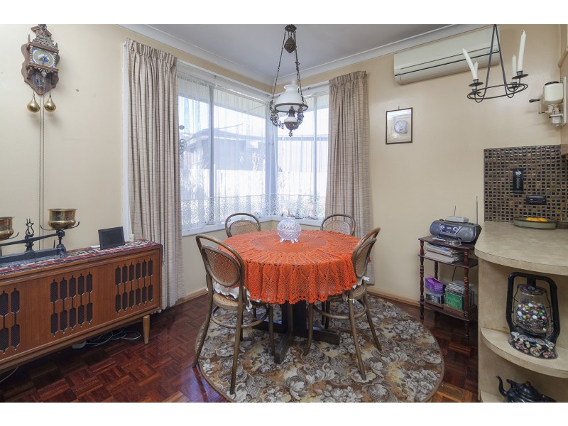 8 Creek Court, Eumemmerring VIC 3177