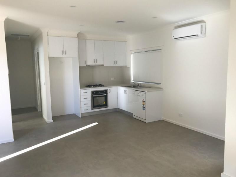 Unit 3/25 Wattle Drive, Doveton VIC 3177