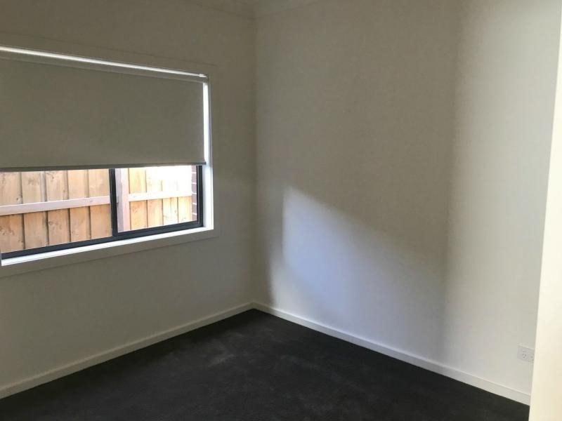 Unit 3/25 Wattle Drive, Doveton VIC 3177