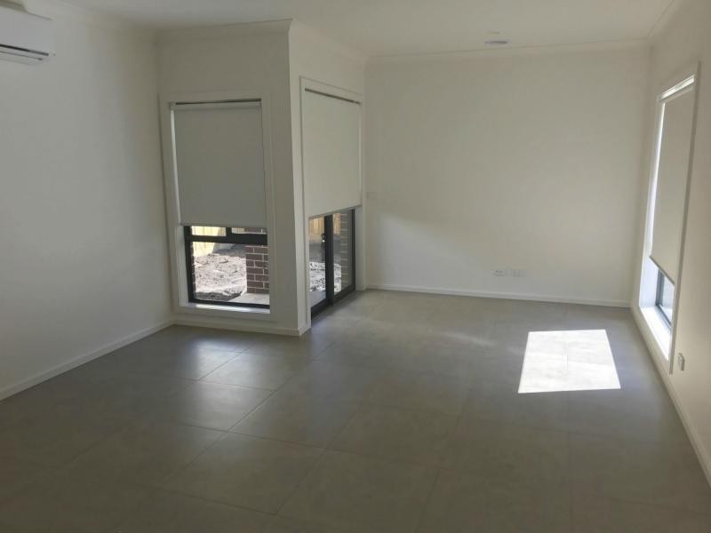 Unit 3/25 Wattle Drive, Doveton VIC 3177