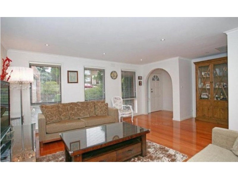 6 Dawson Court, Endeavour Hills VIC 3802