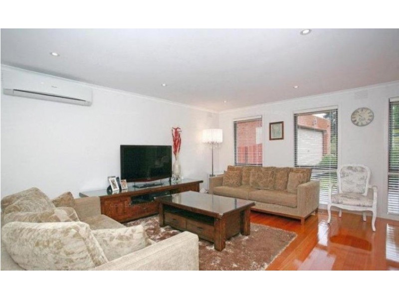 6 Dawson Court, Endeavour Hills VIC 3802