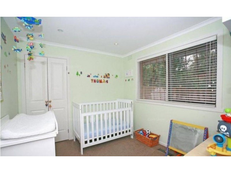 6 Dawson Court, Endeavour Hills VIC 3802