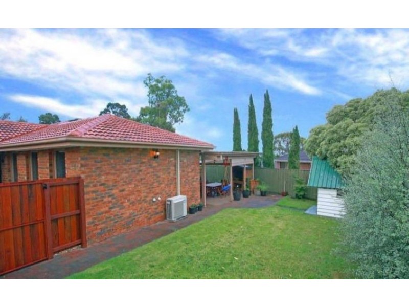 6 Dawson Court, Endeavour Hills VIC 3802