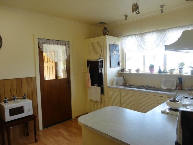 5 Eugenia Street, Doveton VIC 3177