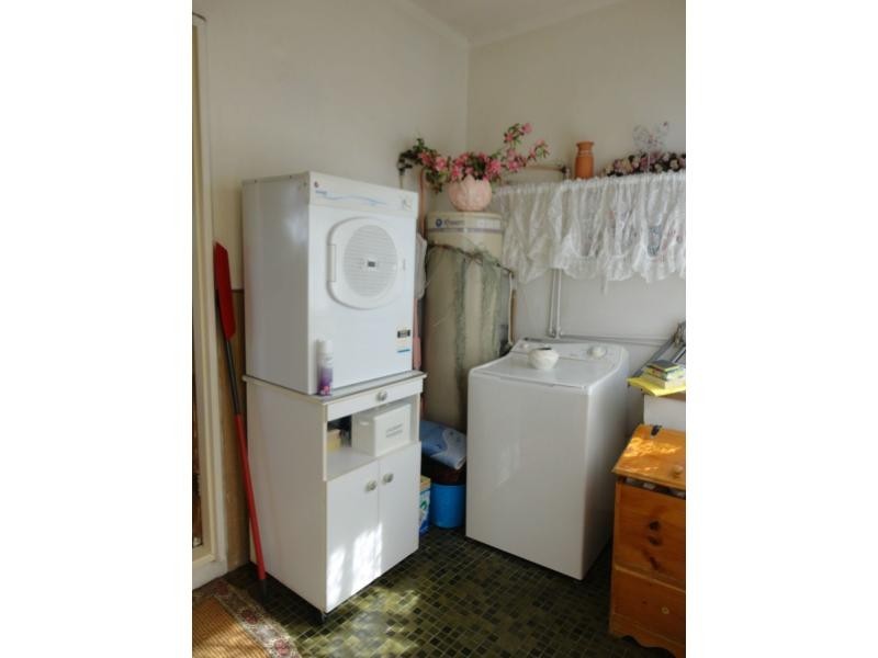 5 Eugenia Street, Doveton VIC 3177