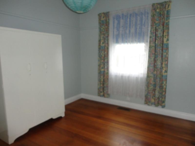 27 Olive Road, Eumemmerring VIC 3177