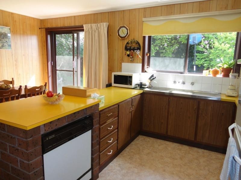 12 Bamboo Court, Doveton VIC 3177