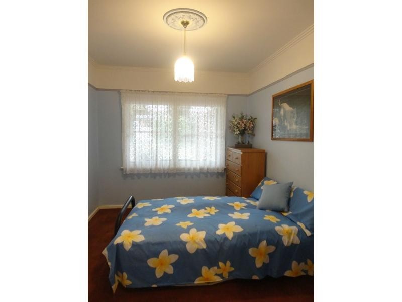 8 Alexander Avenue, Hallam VIC 3803