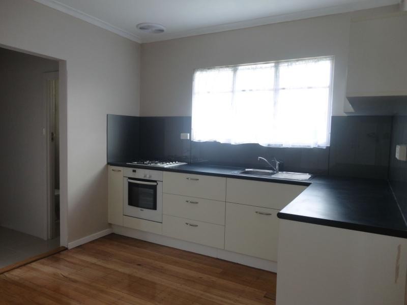 30 Kanooka Grove, Doveton VIC 3177