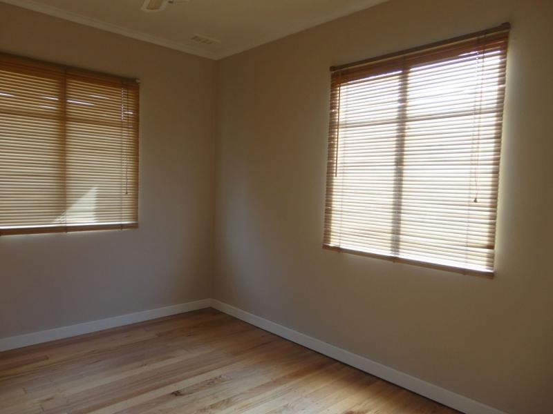 30 Kanooka Grove, Doveton VIC 3177