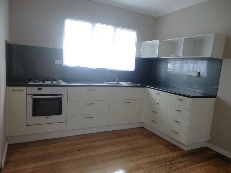 30 Kanooka Grove, Doveton VIC 3177