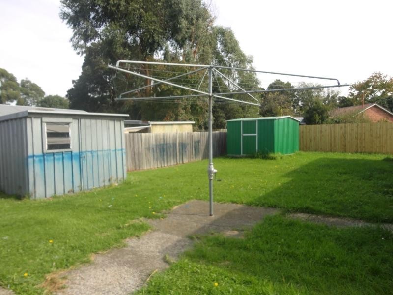 30 Kanooka Grove, Doveton VIC 3177