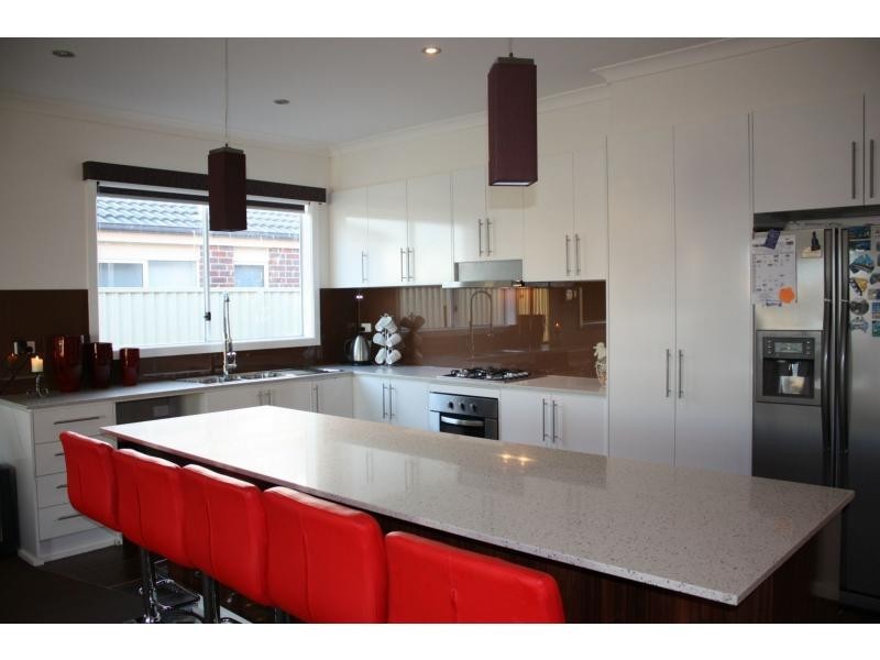 110 Blue Horizons Way, Pakenham VIC 3810