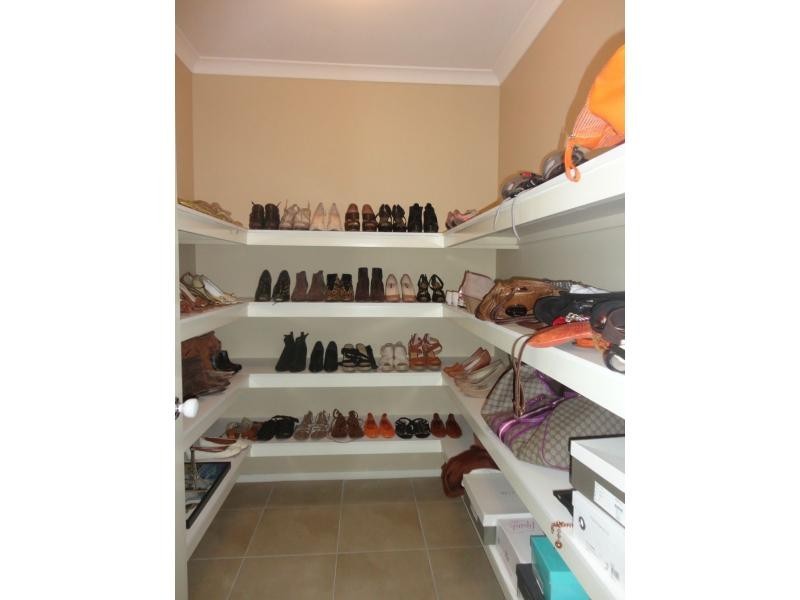 8 Bernhardt Drive, Epping VIC 3076