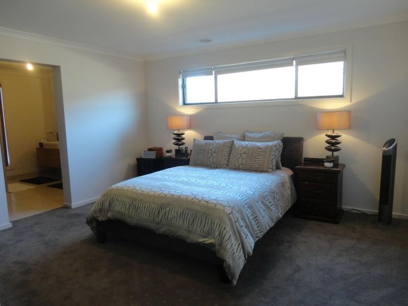 14 Bluemist Circuit, Lyndhurst VIC 3975