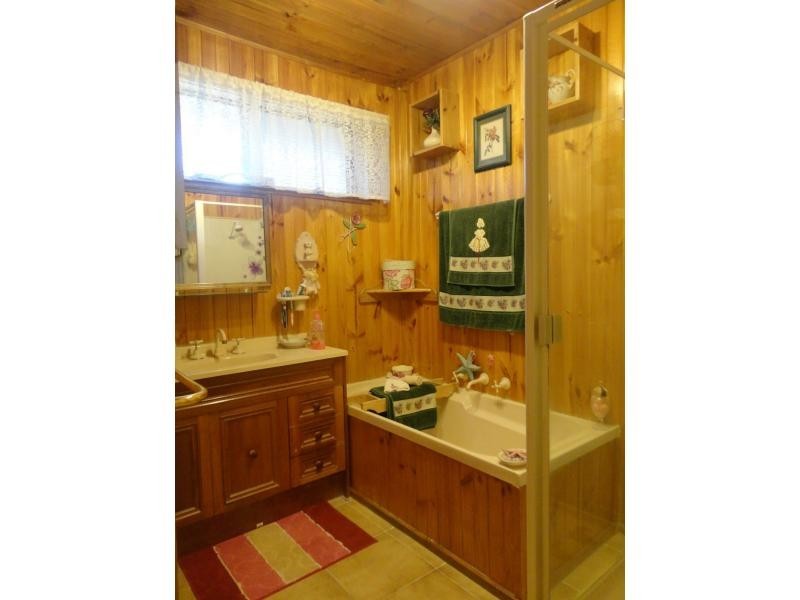 42 Sheoak Street, Doveton VIC 3177