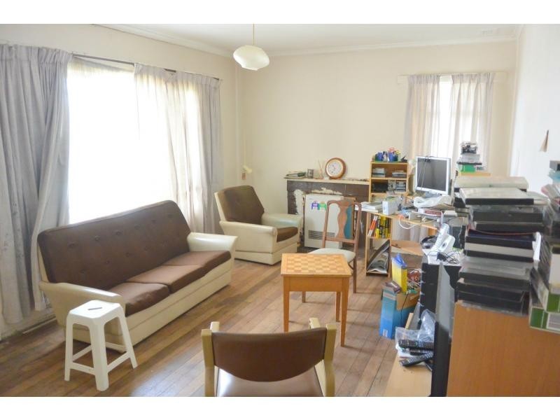 3 Laburnum Grove, Doveton VIC 3177