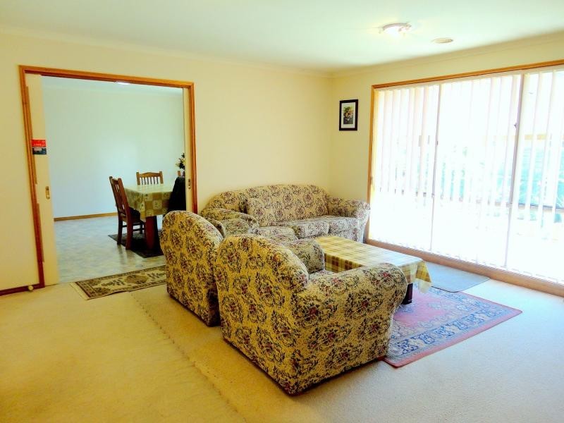 5 Haydn Place, Narre Warren South VIC 3805