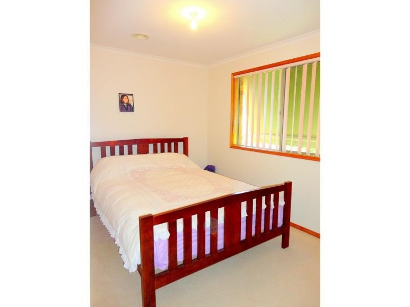 5 Haydn Place, Narre Warren South VIC 3805