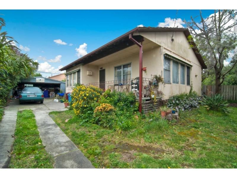 4 Rain Court, Doveton VIC 3177