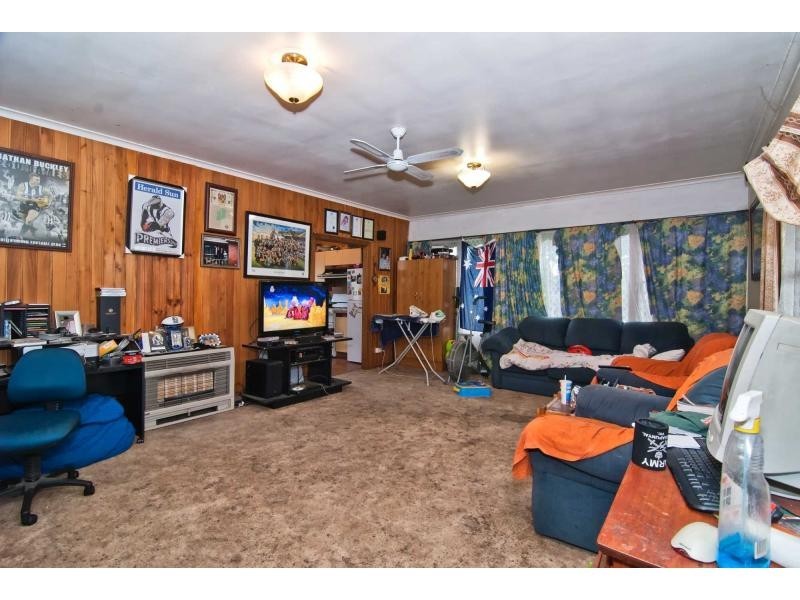 4 Rain Court, Doveton VIC 3177