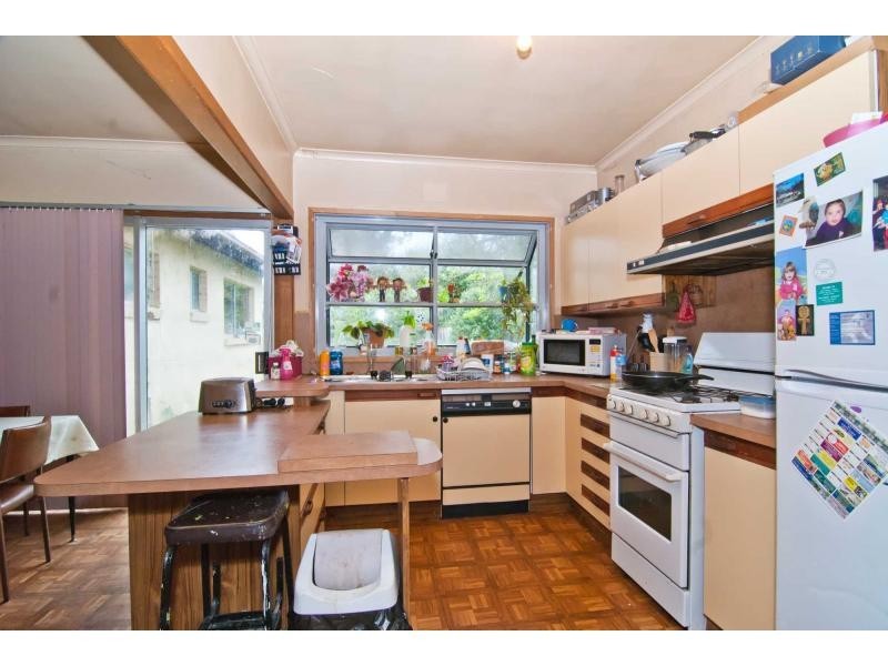 4 Rain Court, Doveton VIC 3177