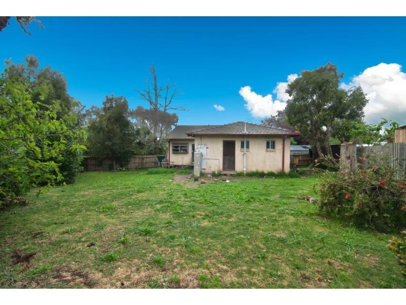 4 Rain Court, Doveton VIC 3177
