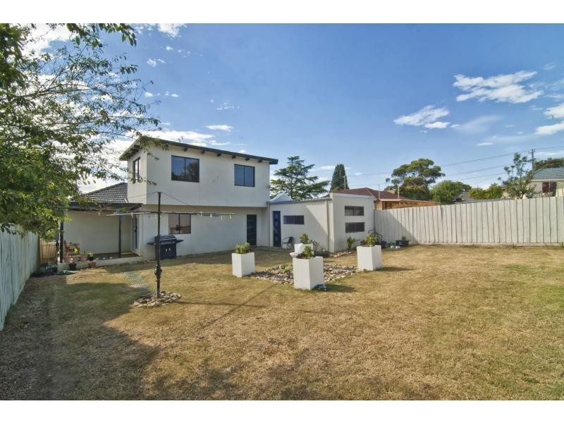 31 Sunline Avenue, Noble Park North VIC 3174