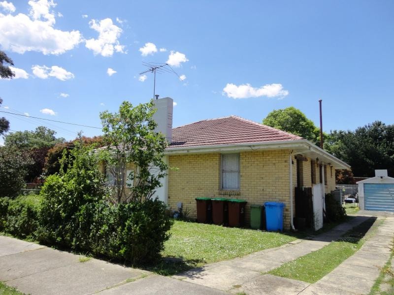 24 Betula Street, Doveton VIC 3177