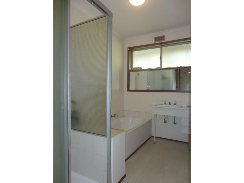 12 Waygara Street, Eumemmerring VIC 3177